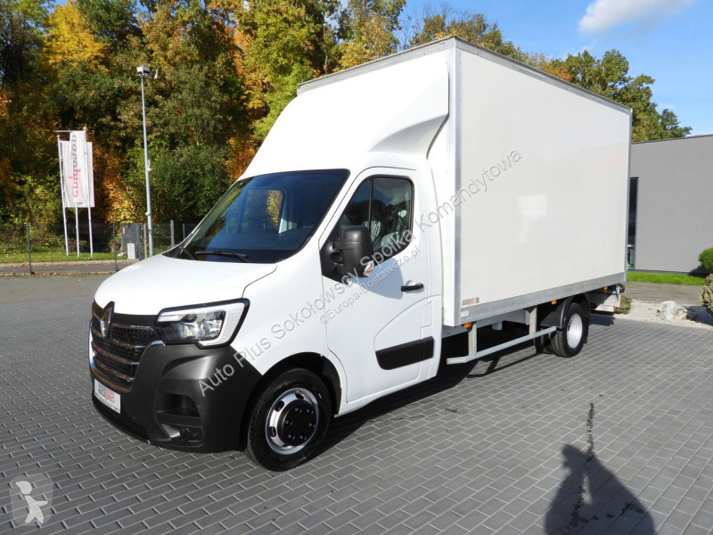 عربة نفعية Renault  MASTER