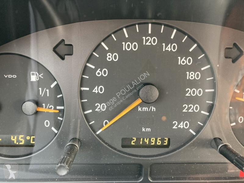 Autoutilitară Mercedes 270 SSE ML