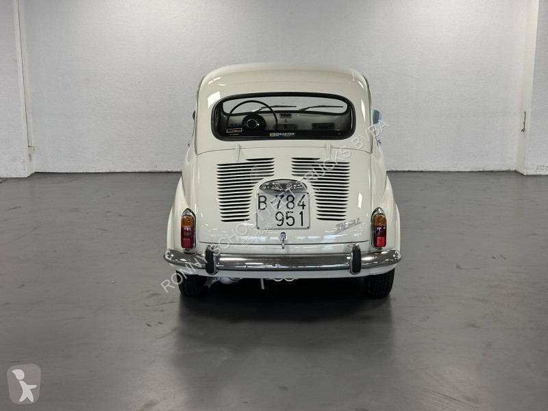 Véhicule utilitaire Seat 600 E 600 E