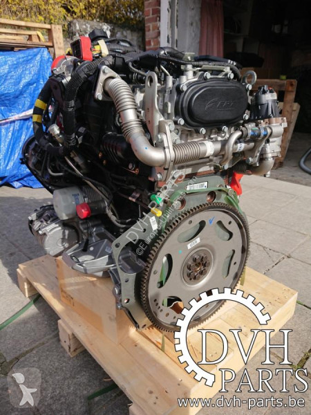 Véhicule utilitaire Iveco  IVECO F1AGL411L-C104