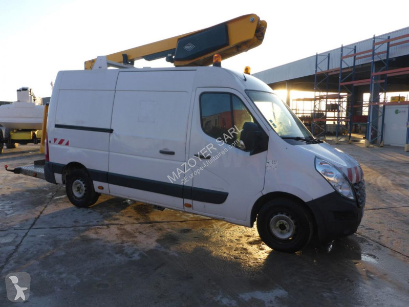 Véhicule utilitaire Renault MASTER 125