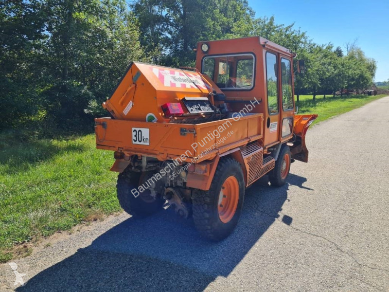 Gemeentevoertuig Boschung Pony DP 40 AK