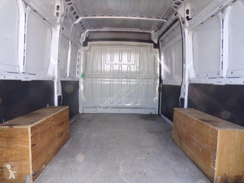 Veicolo commerciale Peugeot 333 L2H2 PREMIUM