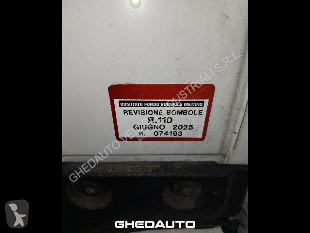 Véhicule utilitaire Iveco Daily 65C15 - 65C15