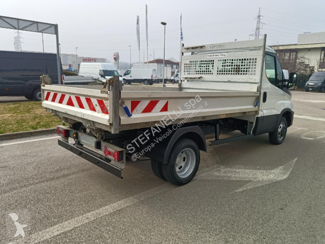 Autoutilitară Iveco DAILY 35C14H RIBALTABILE -...