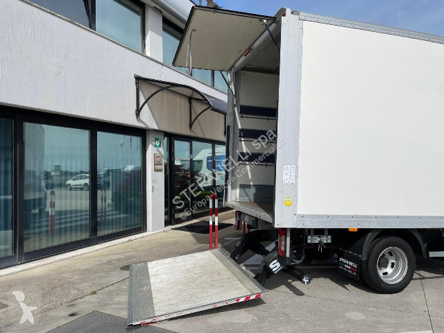 Autoutilitară Iveco DAILY 35C16H BOX + SPONDA N