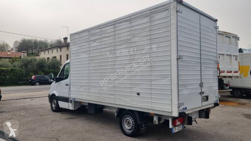 Véhicule utilitaire Mercedes