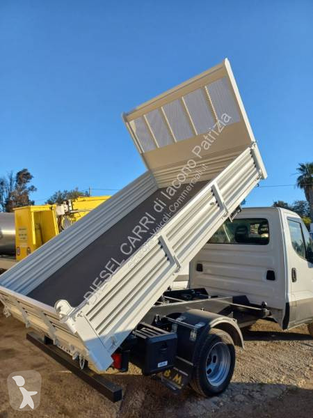 Véhicule utilitaire Iveco