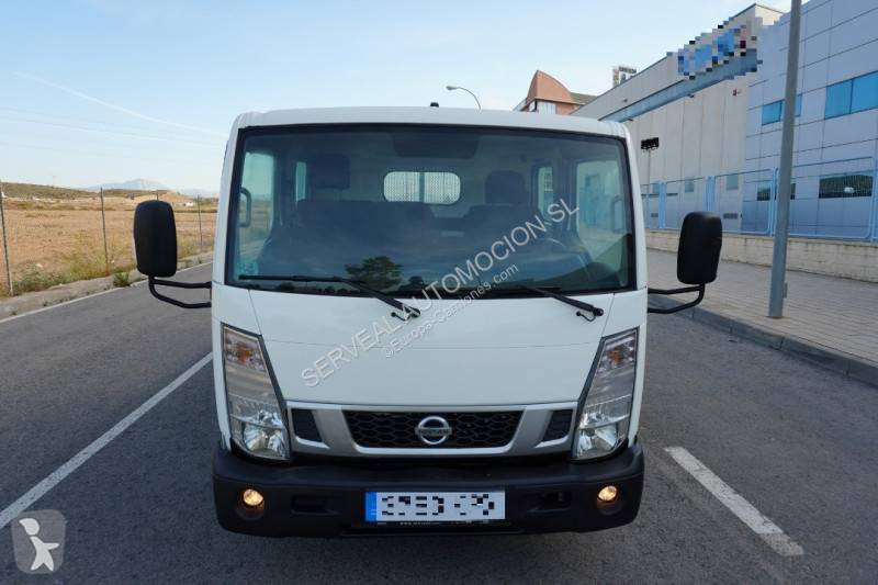 Furgoneta Nissan