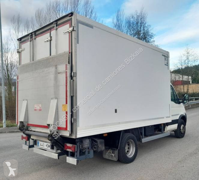 Furgoneta Iveco