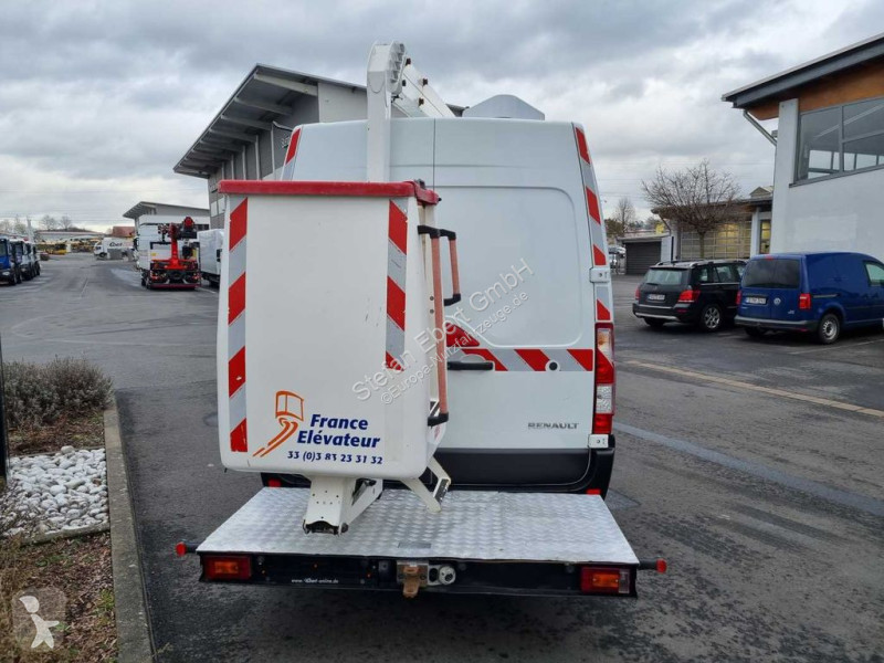 Furgoneta Renault 2.3 dCi / France Elevateur...