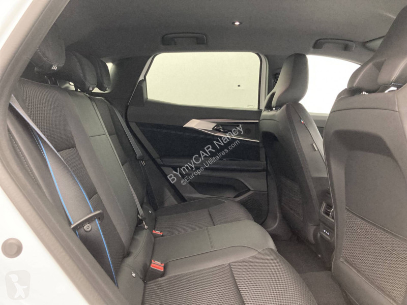Veicolo commerciale Renault Austral E-Tech full...