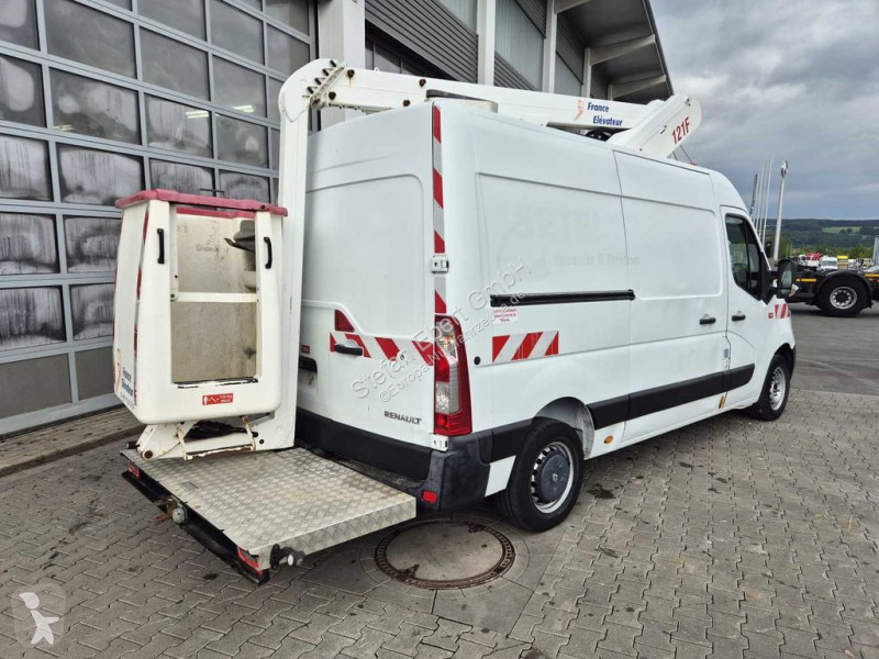 Varevogn Renault 2.3 dCi / France Elevateur...