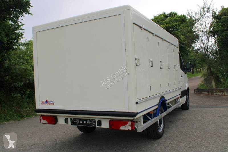 Véhicule utilitaire Mercedes