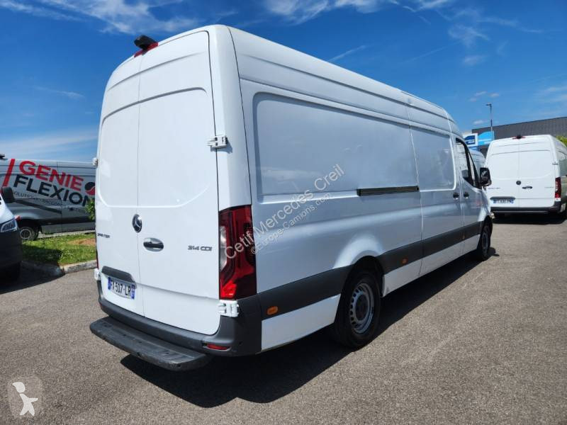 Véhicule utilitaire Mercedes