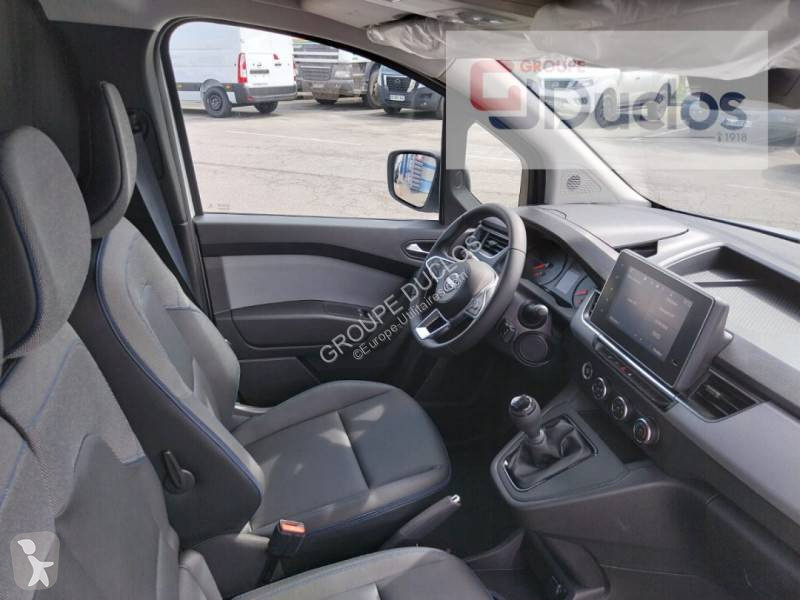 Furgoneta Nissan