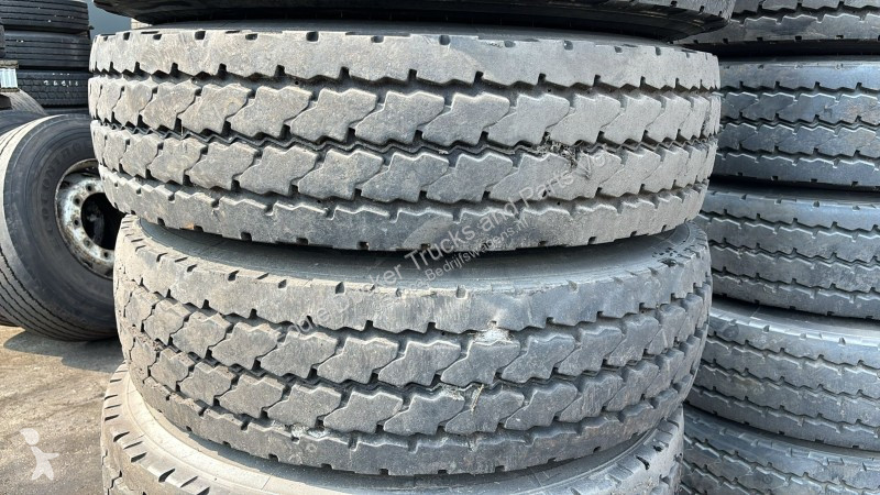 Furgoneta Michelin XZY-2 13R22.5