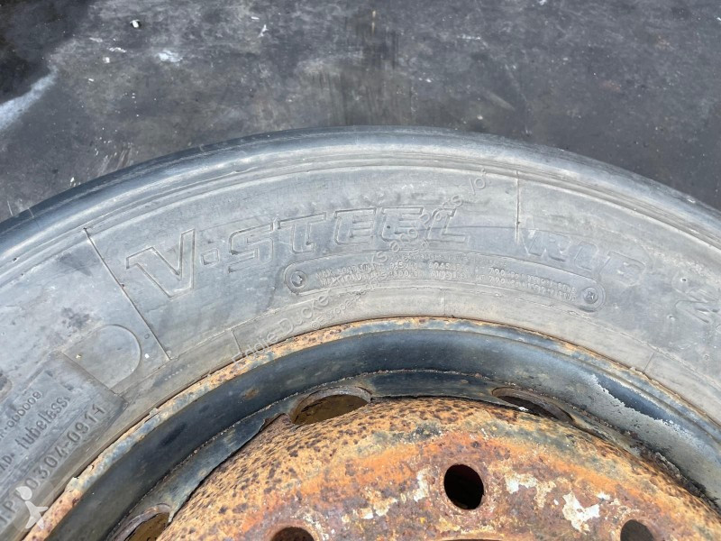 Veículo utilitário Bridgestone V-STEEL...