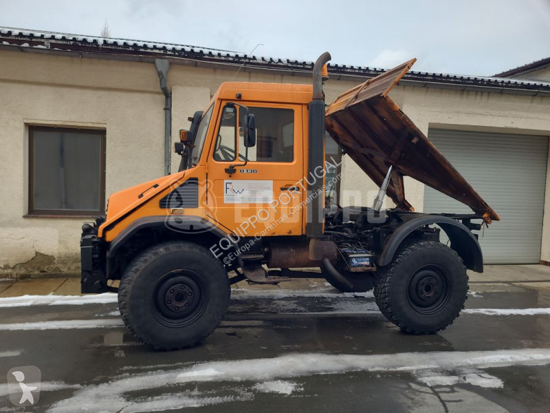 Veículo utilitário Mercedes 418/10