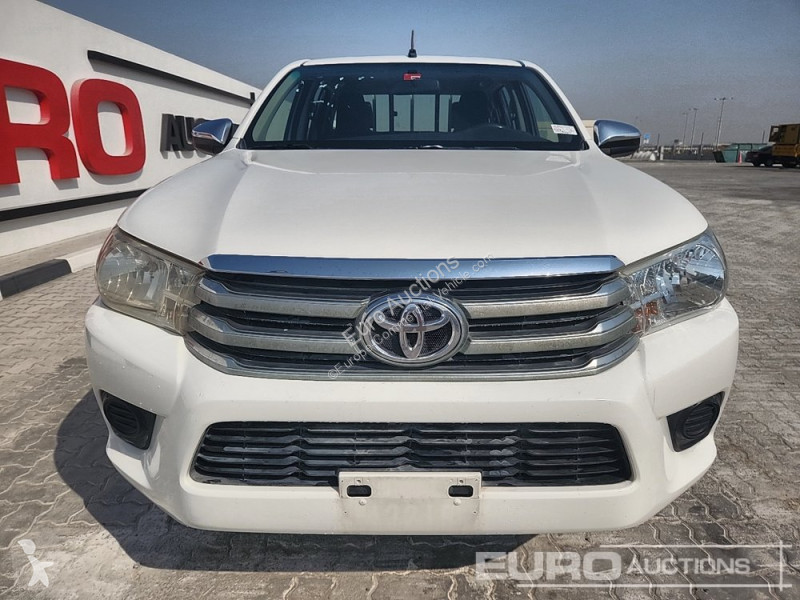 Véhicule utilitaire Toyota Hilux