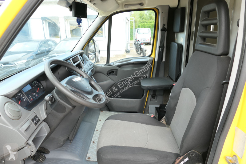 Nyttofordon Iveco Daily 35 S11 C30C AUTOMATIK...