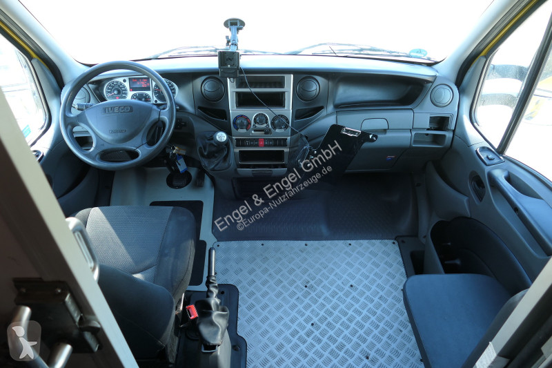 Užitkové vozidlo Iveco Daily 35 S11 C30C...