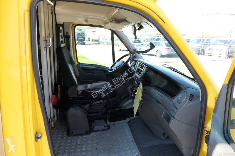 Veicolo commerciale Iveco Daily 35 S11 C30C...