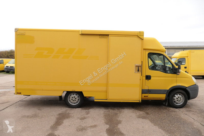 Autoutilitară Iveco Daily 35 S11 C30C AUTOMATIK...