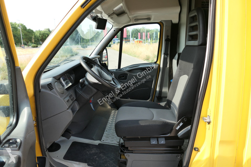 Veicolo commerciale Iveco Daily 35 S11 C30C...