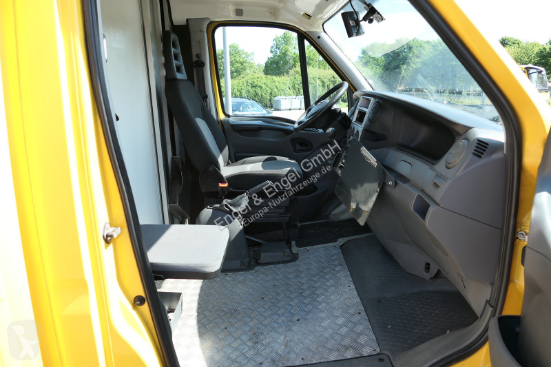 Užitkové vozidlo Iveco Daily 35 S11 C30C...