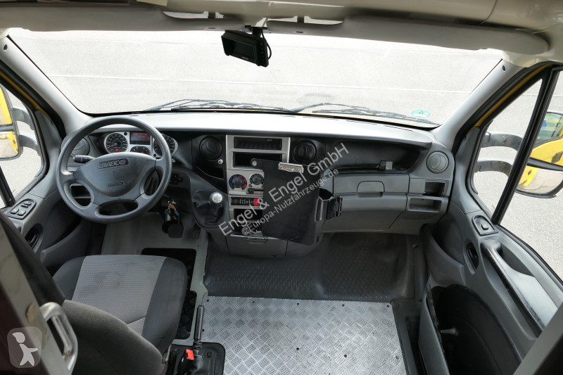 Veicolo commerciale Iveco Daily 35 S11 C30C...