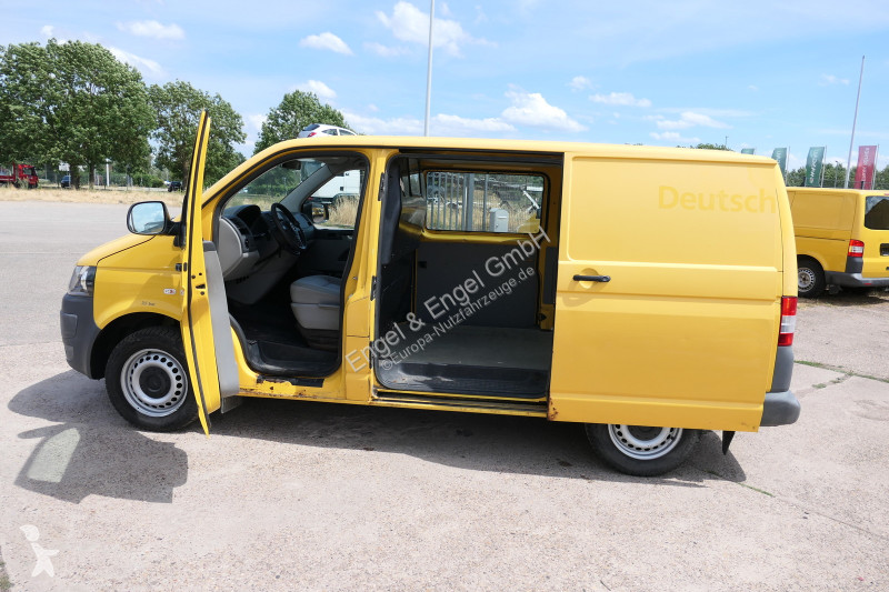 Autoutilitară Volkswagen T5 Transporter 2.0 TDI...