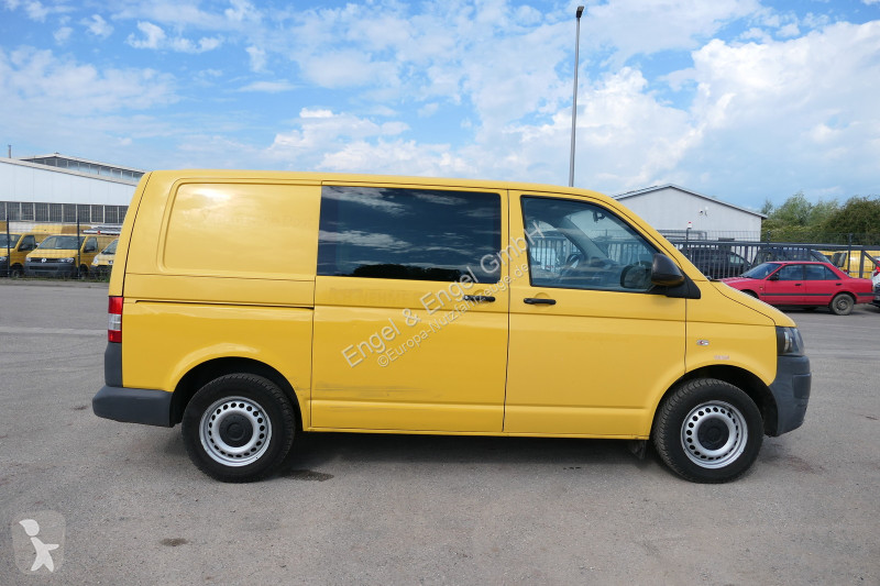 Veículo utilitário Volkswagen T5 Transporter...