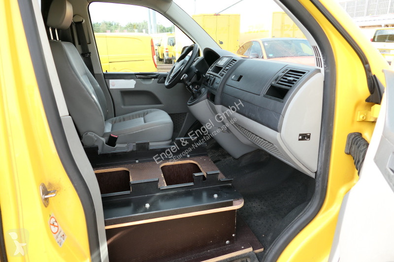Véhicule utilitaire Volkswagen T5 Transporter...