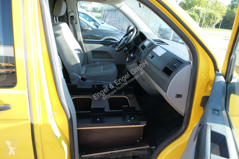 Véhicule utilitaire Volkswagen T5 Transporter...
