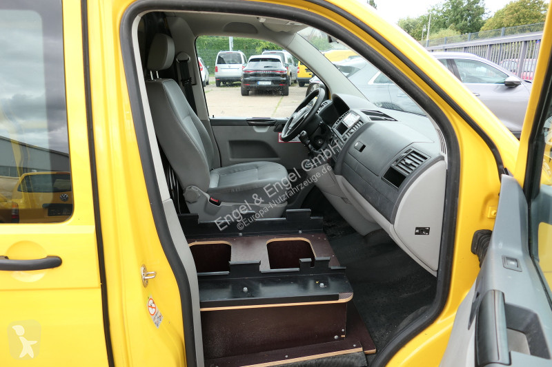 Véhicule utilitaire Volkswagen T5 Transporter...