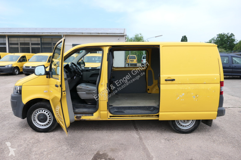 Autoutilitară Volkswagen T5 Transporter 2.0 TDI...