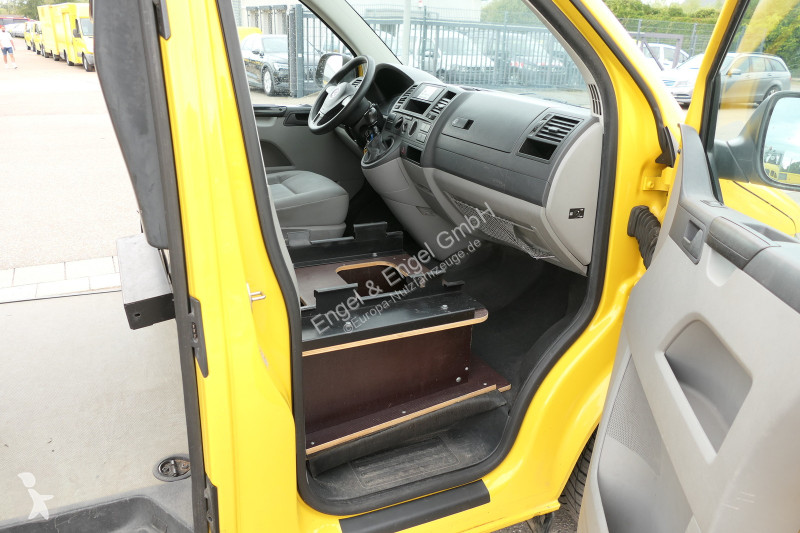 Véhicule utilitaire Volkswagen T5 Transporter...
