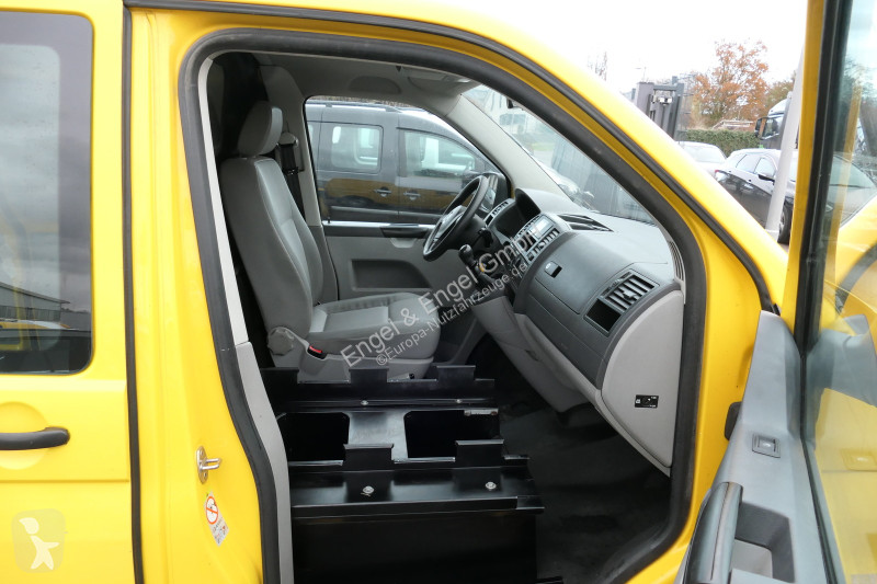 Véhicule utilitaire Volkswagen T5 Transporter...