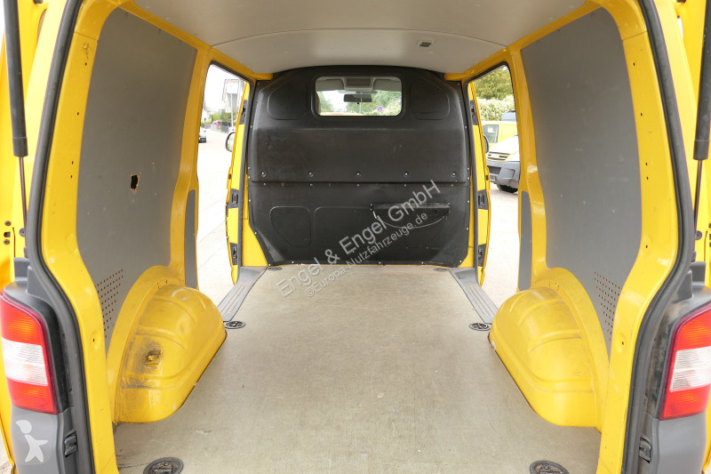 Коммерческий автомобиль Volkswagen T5...