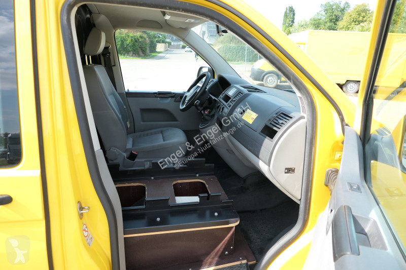 Véhicule utilitaire Volkswagen T5 Transporter...