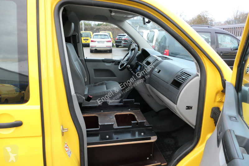 Autoutilitară Volkswagen T5 Transporter 2.0 TDI...