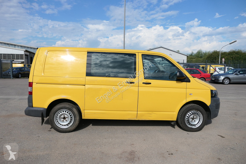 Autoutilitară Volkswagen T5 Transporter 2.0 TDI...