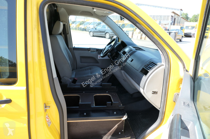 Véhicule utilitaire Volkswagen T5 Transporter...