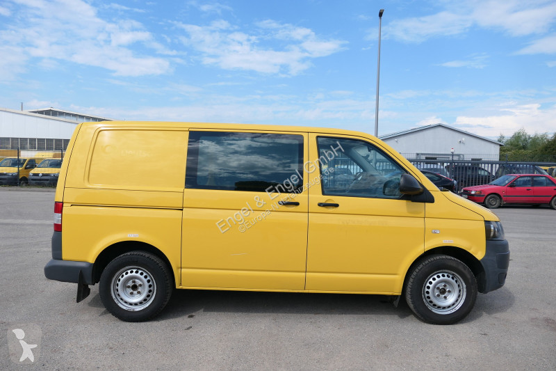 Autoutilitară Volkswagen T5 Transporter 2.0 TDI...