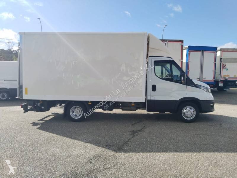 Furgoneta Iveco