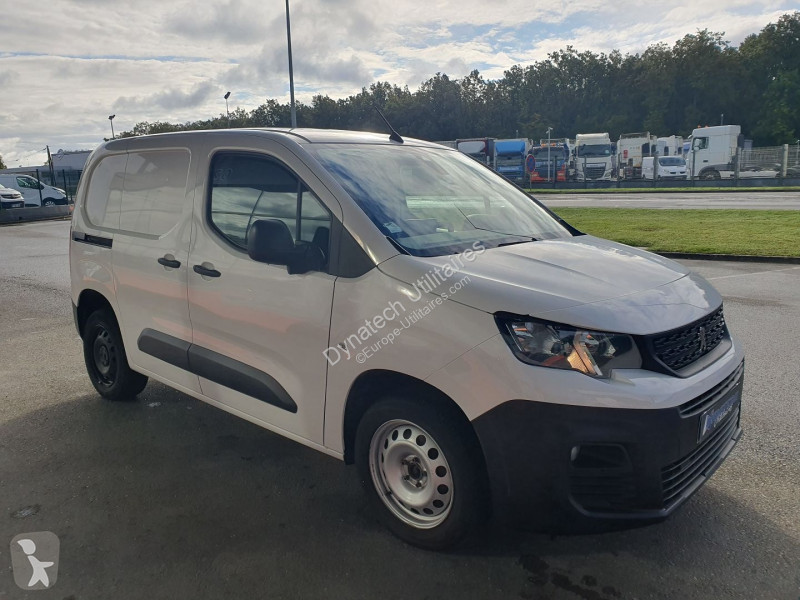 Autoutilitară Peugeot PARTNER STANDARD 1000KG...