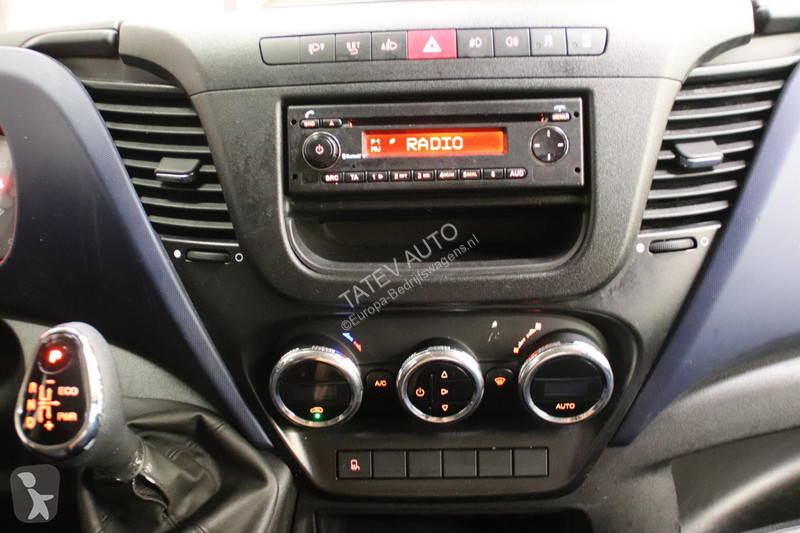 Autoutilitară Iveco 35S14V 2.3 L2H2 MET 3500 KG...