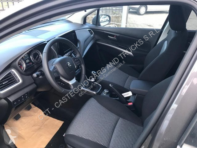 Autoutilitară Suzuki S-CROSS 1.4 HYBRID 4WD ALL...