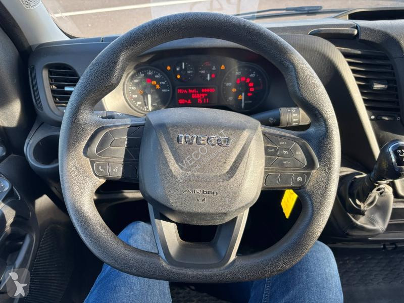 Autoutilitară Iveco 35C Fg 35C14 V12- FOURGON 7...